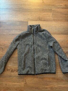 Uniqlo Gray Flecked Zip-Up Puffer Jacket